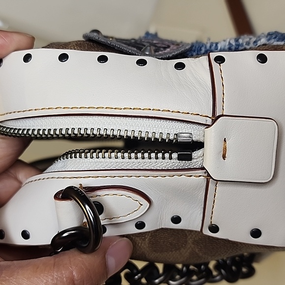 Coach Camera Bag Patches In Signature Tan Chalk - Picture 12 of 16